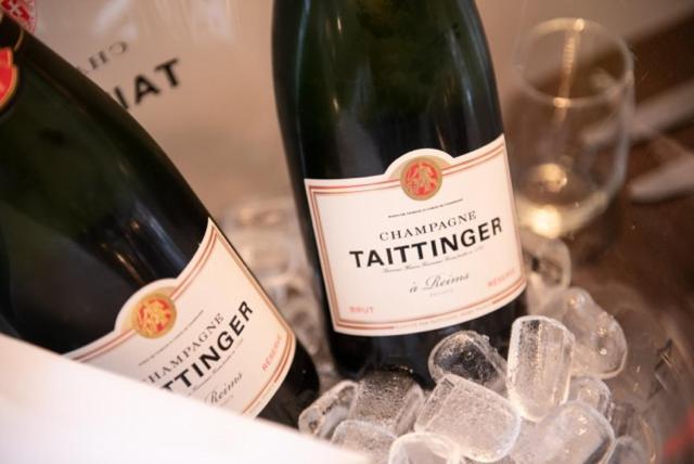 Restaurant Hotel Laternchen ケルン エクステリア 写真